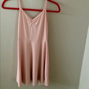 Forever21 casual short  blush dress •Never Worn•